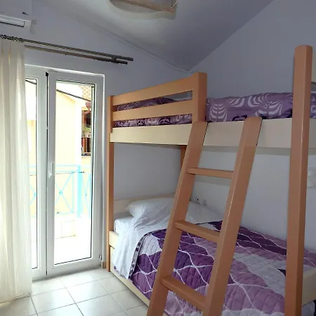 Ionian Apartment, * Сами
